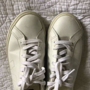 Veja Esplar Sneakers